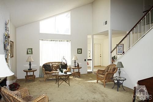 4th image of 110 Charro Ave