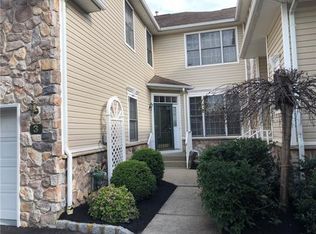 3 Oconnor Cir, West Orange, NJ 07052