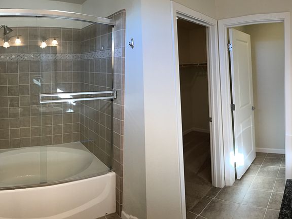 4th image of 1057 Saginaw Ter Unit 304