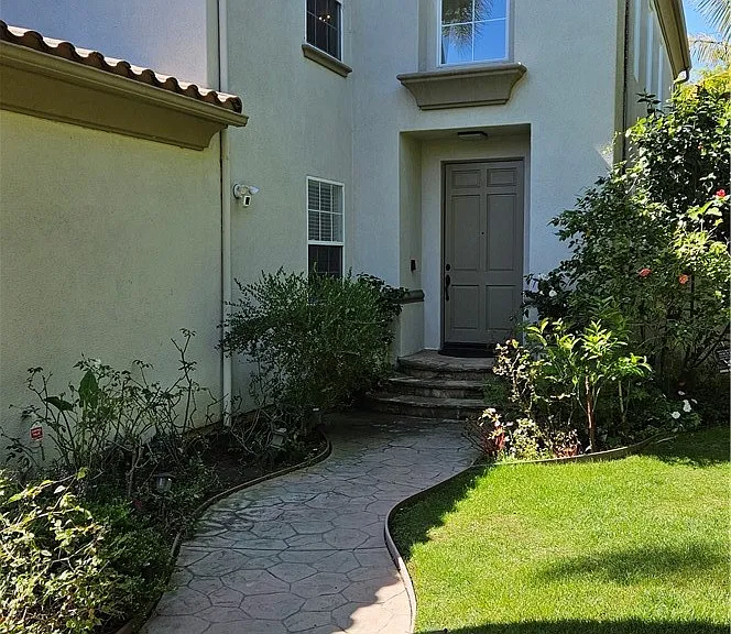 7317 Dunbarton Ave — Photo 2