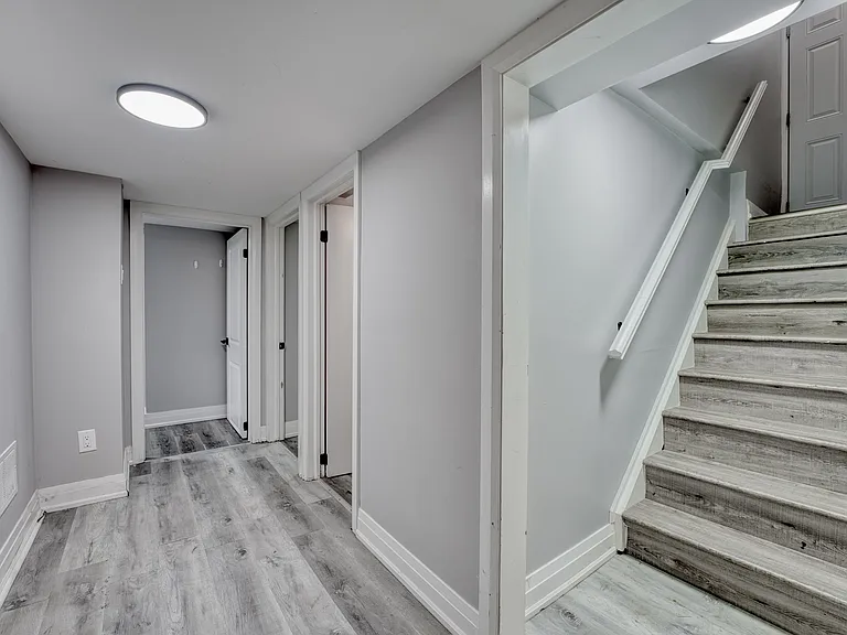 668 Frank St #A — Photo 3