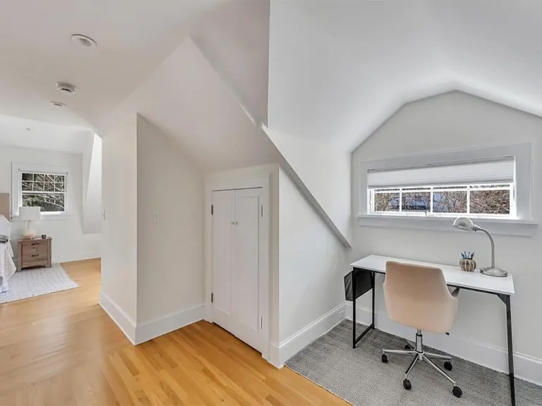 44 Henry St — Photo 19