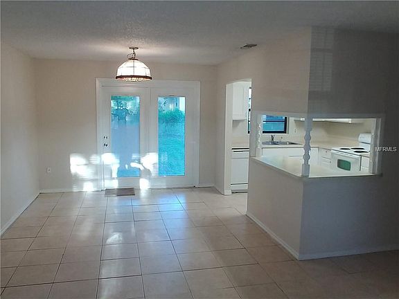 4th image of 601 Thomas Ave