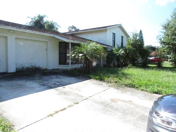 2nd image of 7107 Gateway Ct