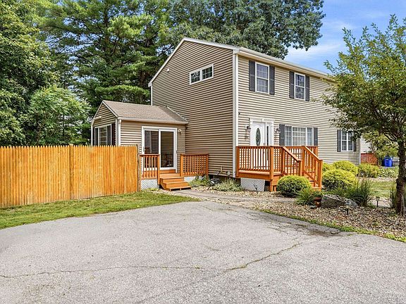 3rd image of 299 Saint Marie Street