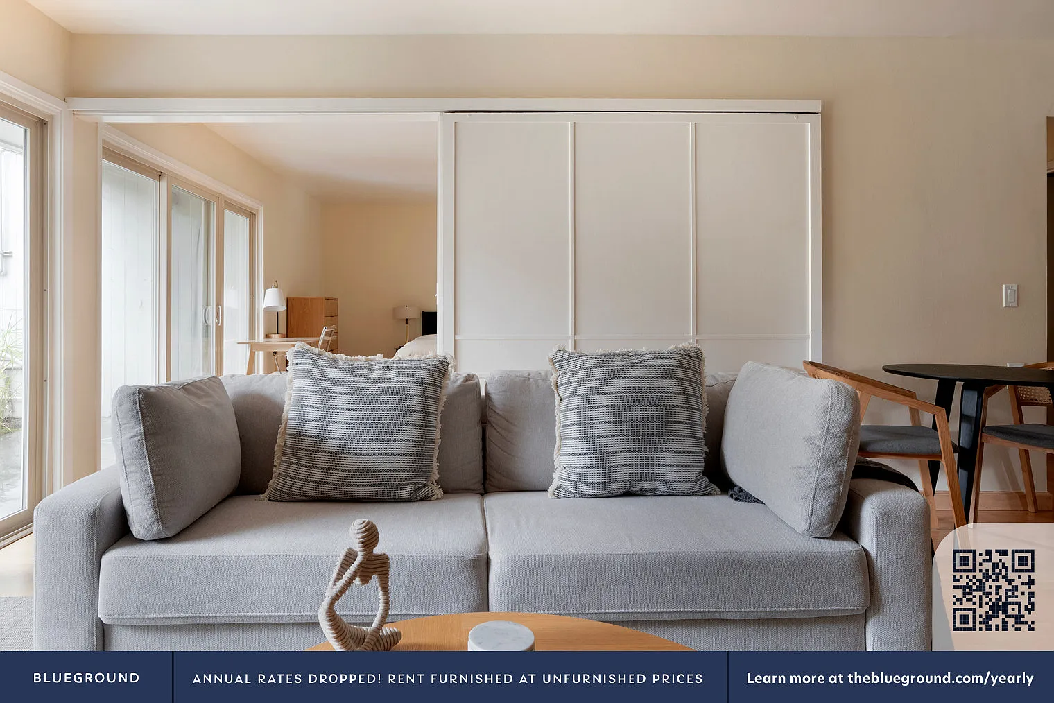 2 bed, 1.0 bath, 893 sqft, $4,560 — Photo 2