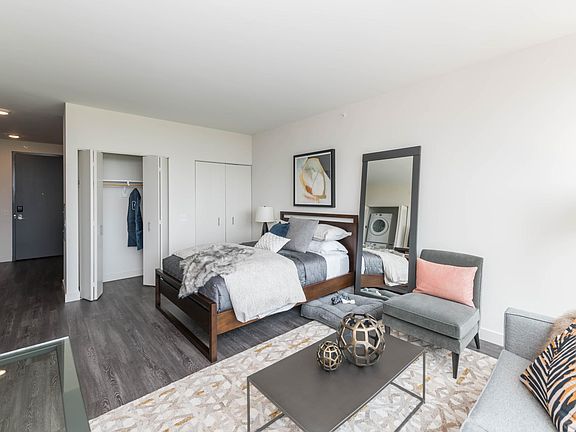 3rd image of 809 W Agatite Ave #2214