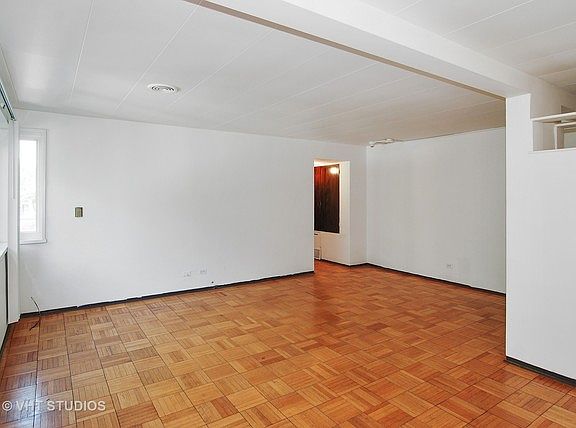 3rd image of 7208 Oak Ave #2