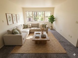 525 Bellevue Ave E APT 207, Seattle, WA 98102