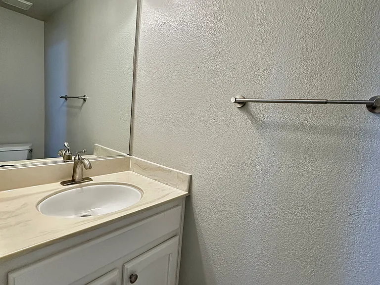 32241 Jean Dr — Photo 10