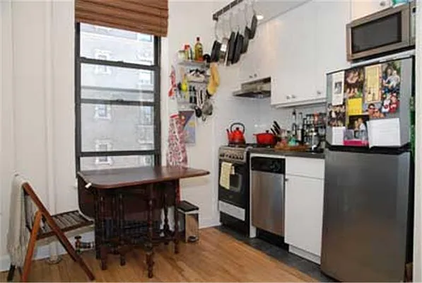 Rented by Buchbinder & Warren | media 44