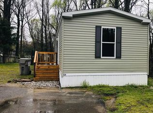 820 Cliffside Dr, Chester, VA 23836