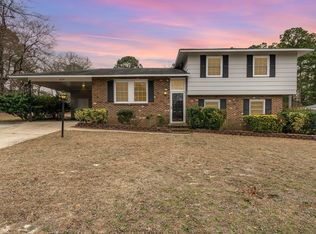 819 Durwood Dr, Fayetteville, NC 28311