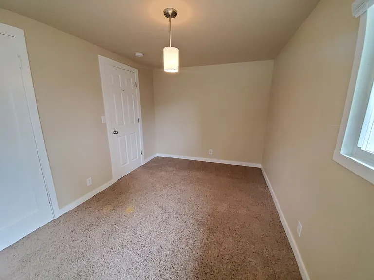 2717 S Fruitland — Photo 12
