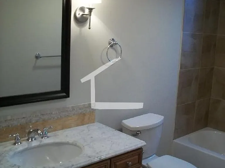 13 Babcock St #2B — Photo 7