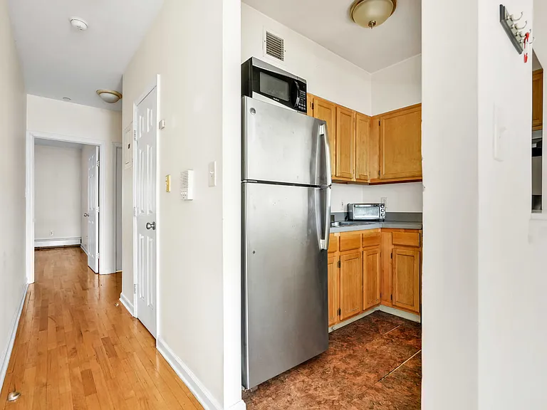 282 Saint James Pl #3 — Photo 11