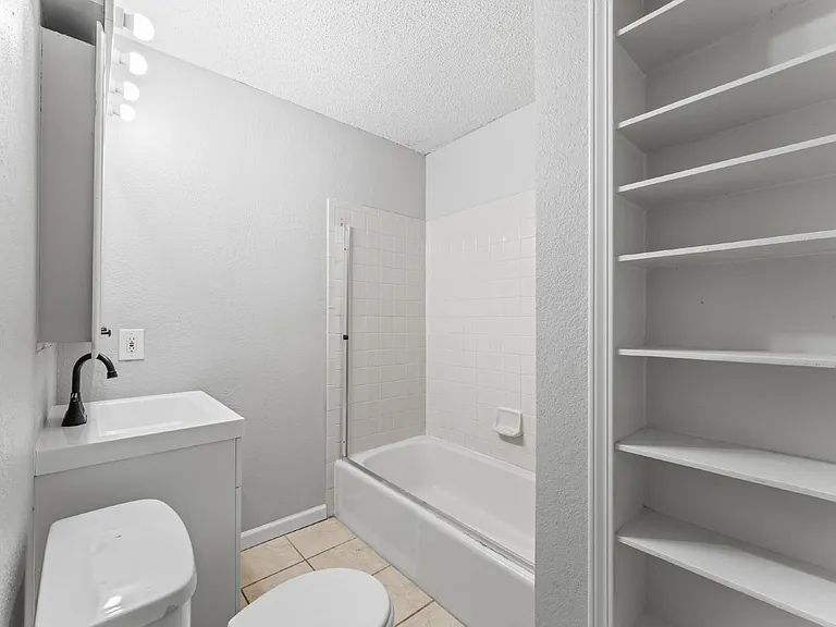 11106 Applewood Dr — Photo 16