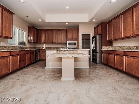 4th image of 4317 La Romita St