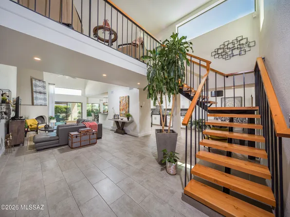 8564 N Arnold Palmer Dr, Tucson, AZ 85742