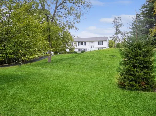 160 Benton Moore Road, Hopewell Junction, NY 12533