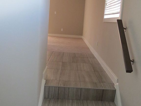 5th image of 32 Arkell Rd #18
