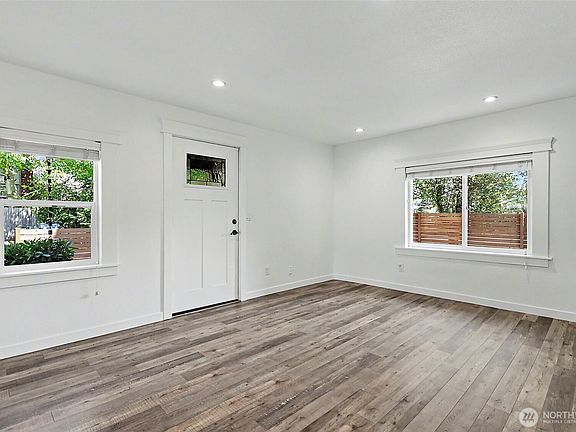 5th image of 14918 75th Street Ct E