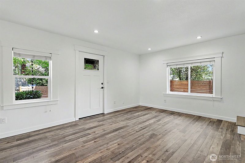 5th image of 14918 75th Street Ct E