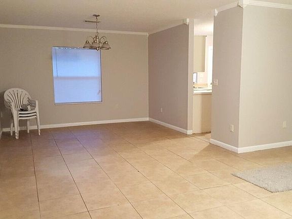 4th image of 2135 Barna Ave