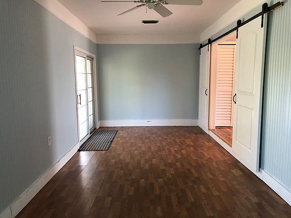 4th image of 208 Trade Wind Ln