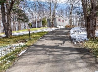 201 Pond Hill Rd, Chatham, NY 12037