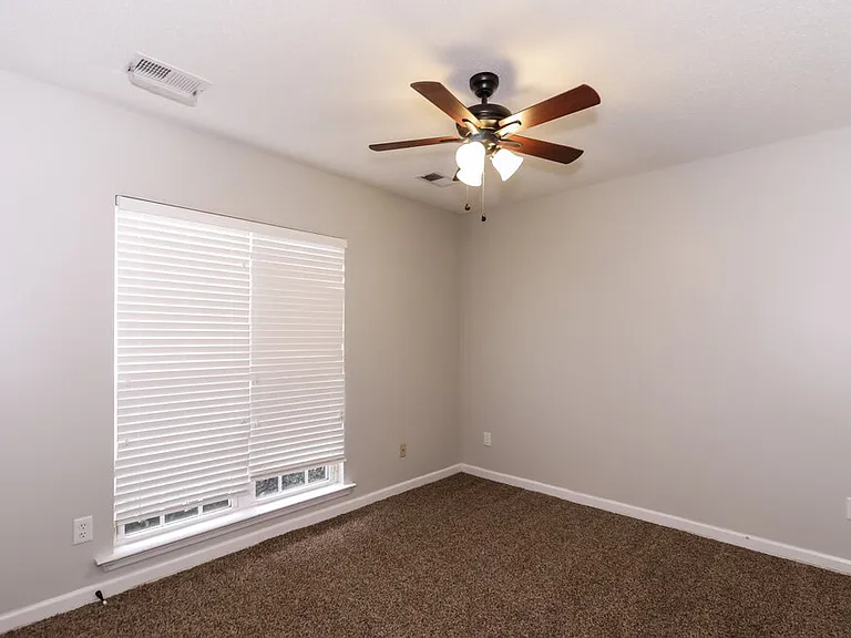 5467 Milton Ridge Dr — Photo 11