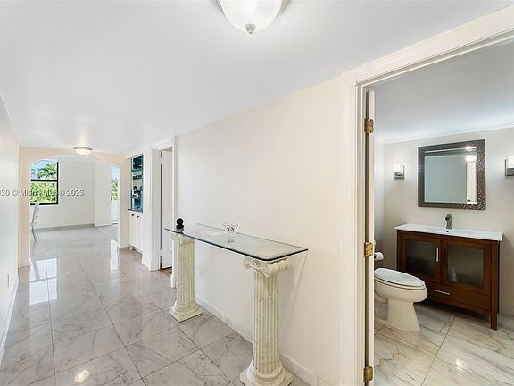 4th image of 9660 W Bay Harbor Dr APT 4E