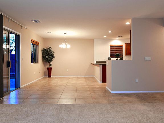 5th image of 641 W Calle Marojo