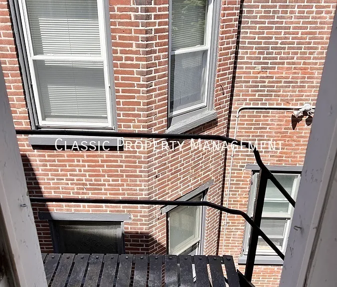 1222 N Washington St #2 — Photo 3