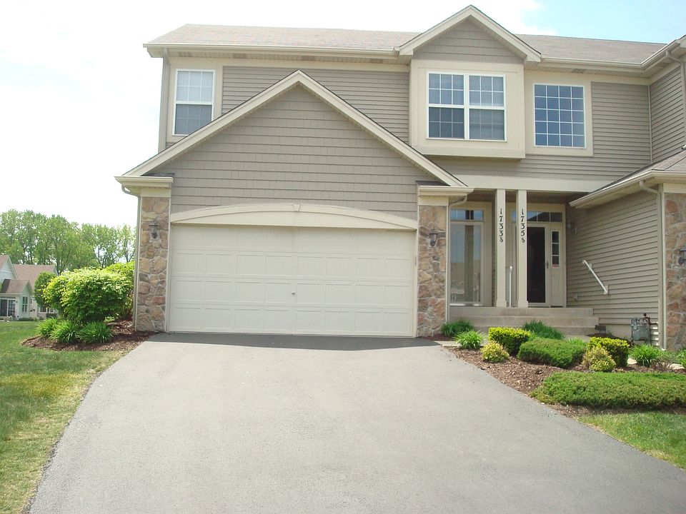 1st image of 1733 Fieldstone Dr S