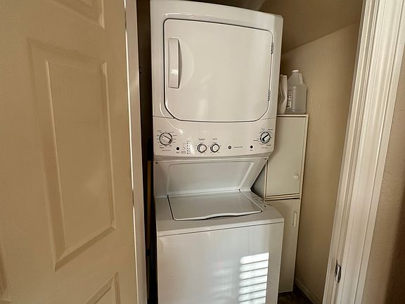 5th image of 2321-2325 Kings Hwy #B