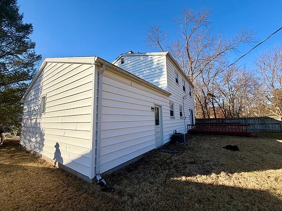 2nd image of 104 Foster Ave