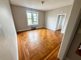 529 E 22nd St, Brooklyn, NY