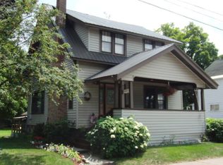 14 Cedar St, Tupper Lake, NY 12986