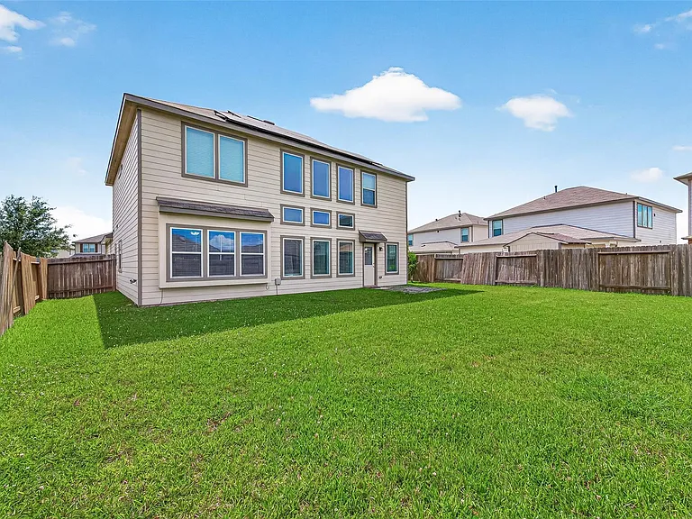 6803 Alamitos Ct — Photo 47