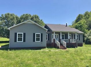 969 Mount Gilead Church Rd, Sparta, TN 38583