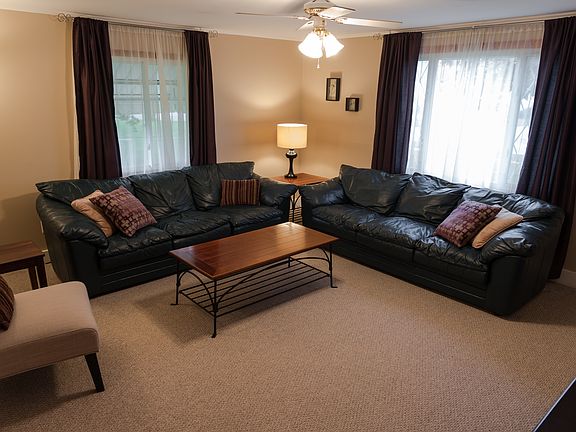 2nd image of 309 Homecrest Dr