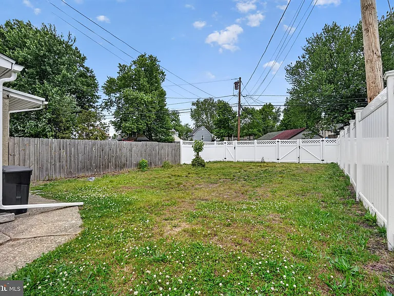 223 Noreg Pl — Photo 33