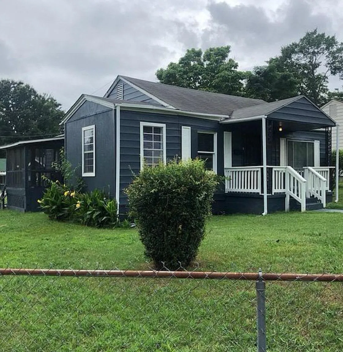 4 bed, 1124 sqft, $1,200 — Photo 2