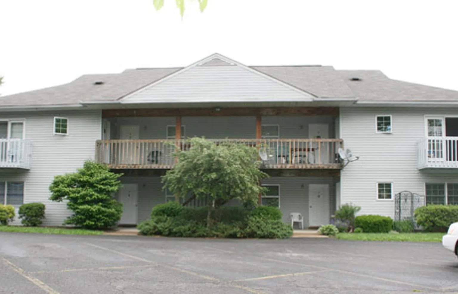 Northway Park Apartments — Photo 1