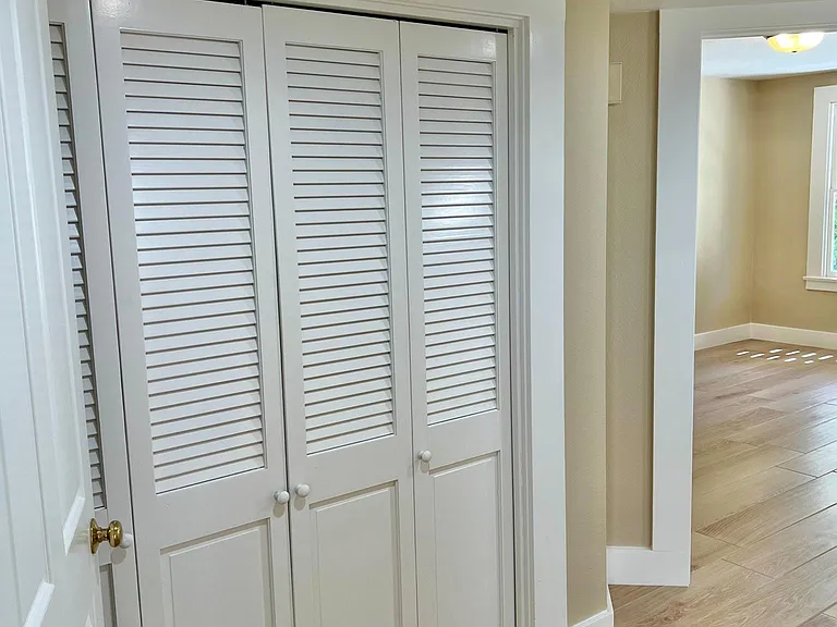 1214 E St #1/2 — Photo 21