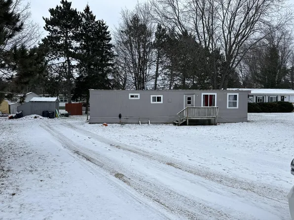 1627 Orange Grove Ave, Gaylord, MI 49735