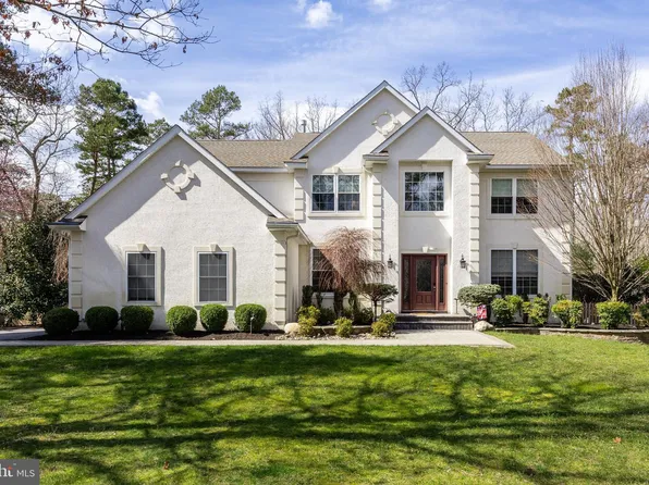 2 Bear Head Rd, Medford, NJ 08055