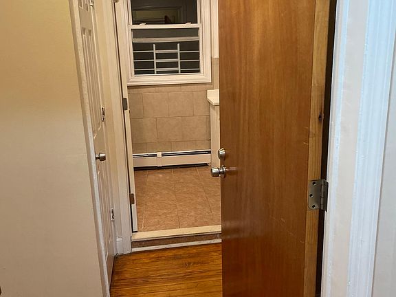 5th image of 331 S 1st Ave Floor 2
