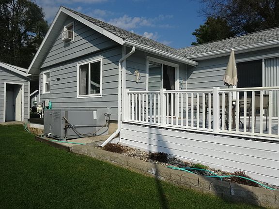 4th image of 12965 Johnson Dr